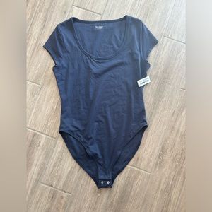 NWT SHORT SLEEVE BODYSUIT